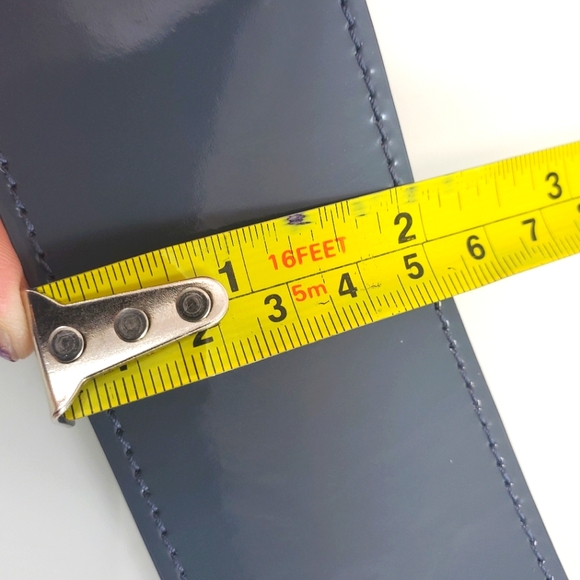 NEW BOTTEGA VENETA High Waisted Shine Triangle Leather Gray Trench Belt Sz Small - Picture 12 of 16